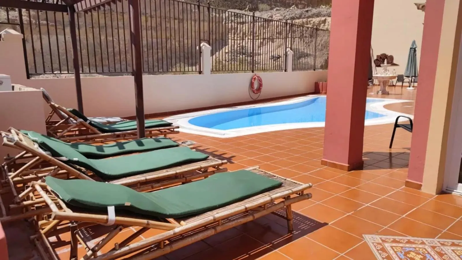 Dream Villa Адехе