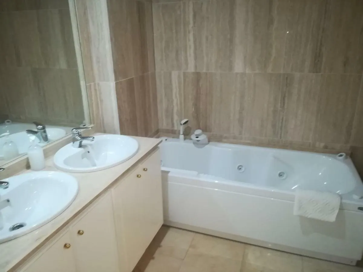 Dream Villa Адехе